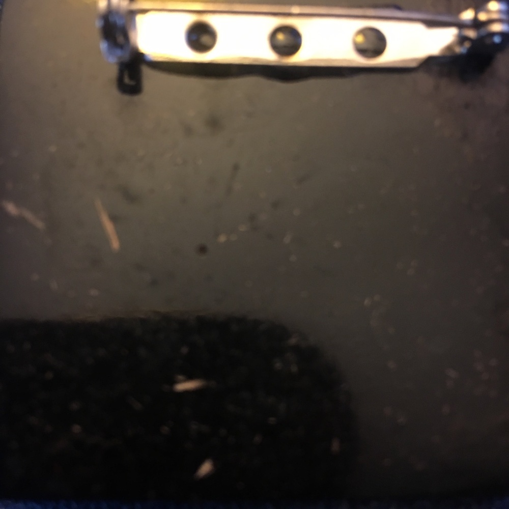 Deco Inspired Brooch and Matching Earrings Set - Picture 2 of 3